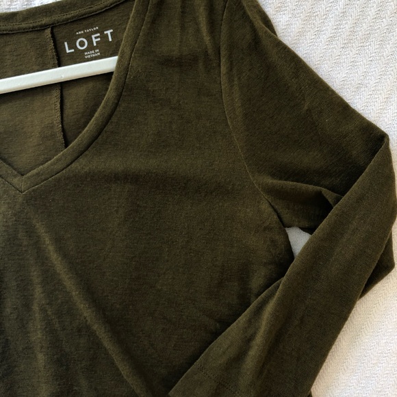 Olive, 3/4 sleeve top. Loft size small - Picture 3 of 4
